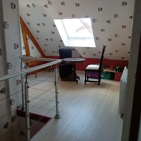 Chouette Maison La Verrière Extérieur photo