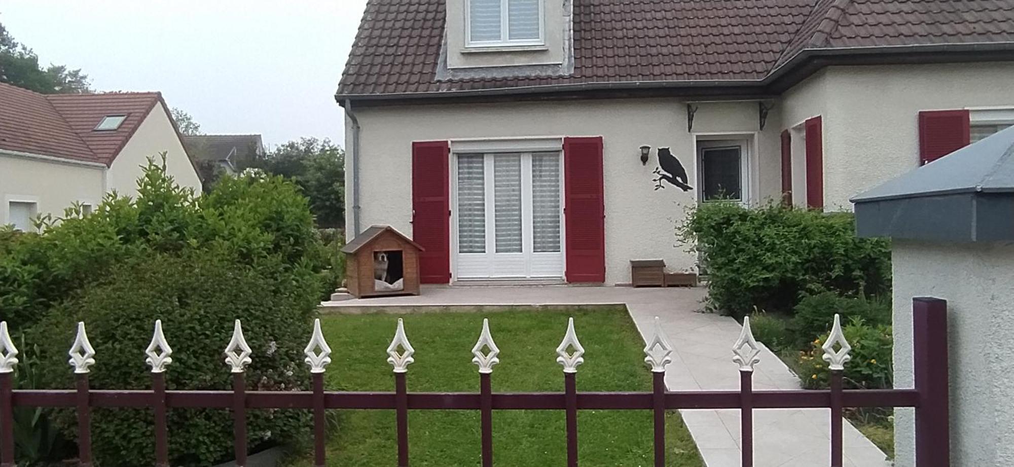 Chouette Maison La Verrière Extérieur photo